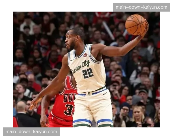 德甲测试新型可穿戴传感器，旨在更精确测量球员急停、起跳等动作的强度负荷